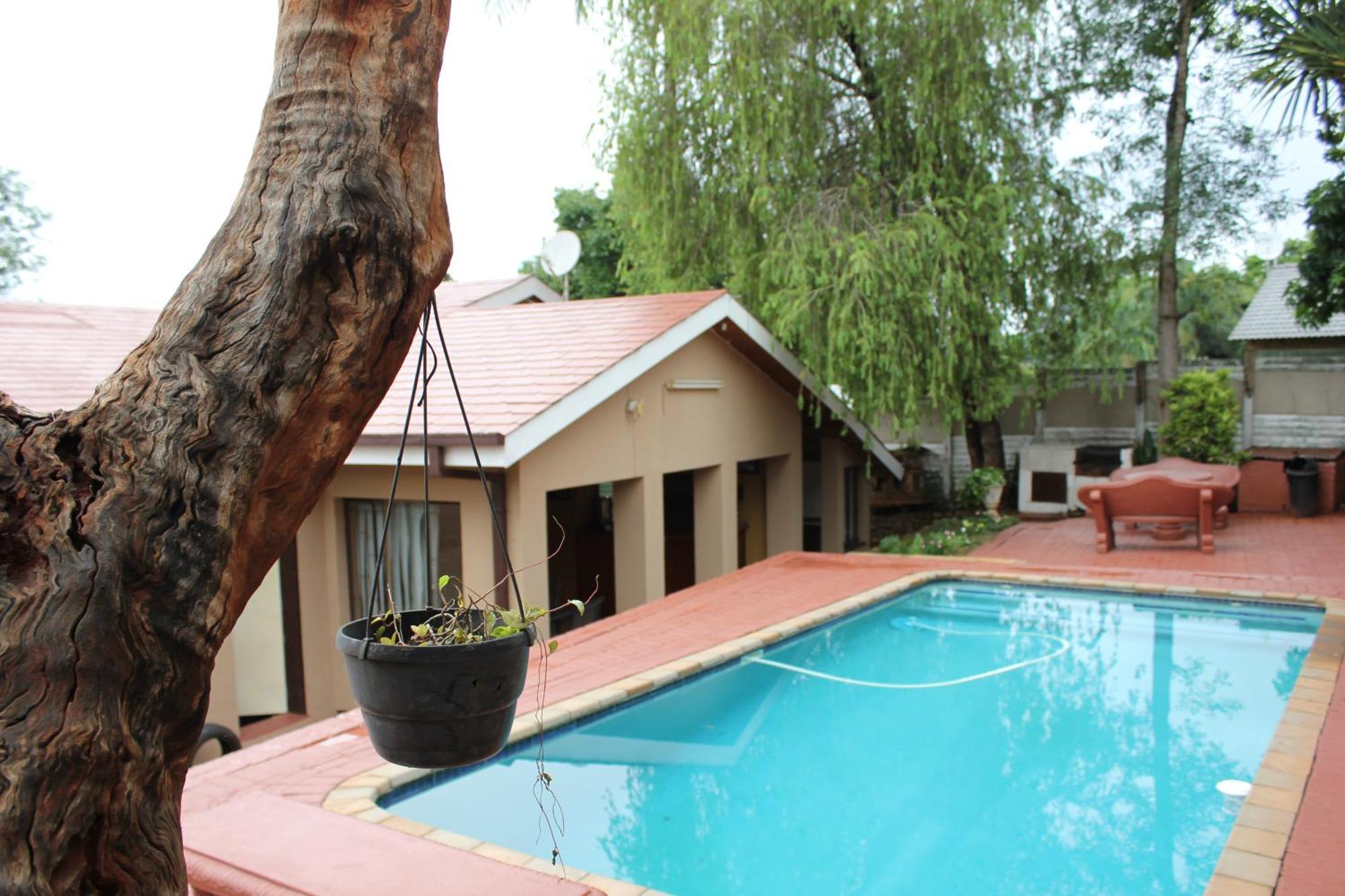 Tzaneen Guest House Luaran gambar